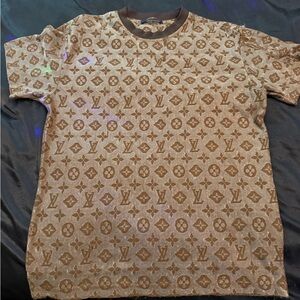 Louis Vuitton Brown Monogram t shirt